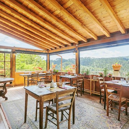 Agriturismo Di Charme E Ristorante Stallato Il Filo Di Paglia Карро Экстерьер фото