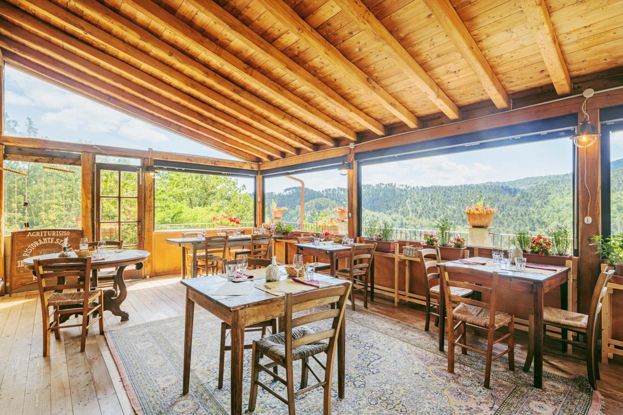Agriturismo Di Charme E Ristorante Stallato Il Filo Di Paglia Карро Экстерьер фото